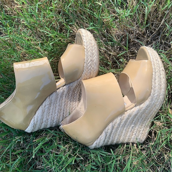 Jimmy Choo Lagoon Nude Patent Leather Wide Ankle Strap Espadrilles size 37 - Picture 5 of 9